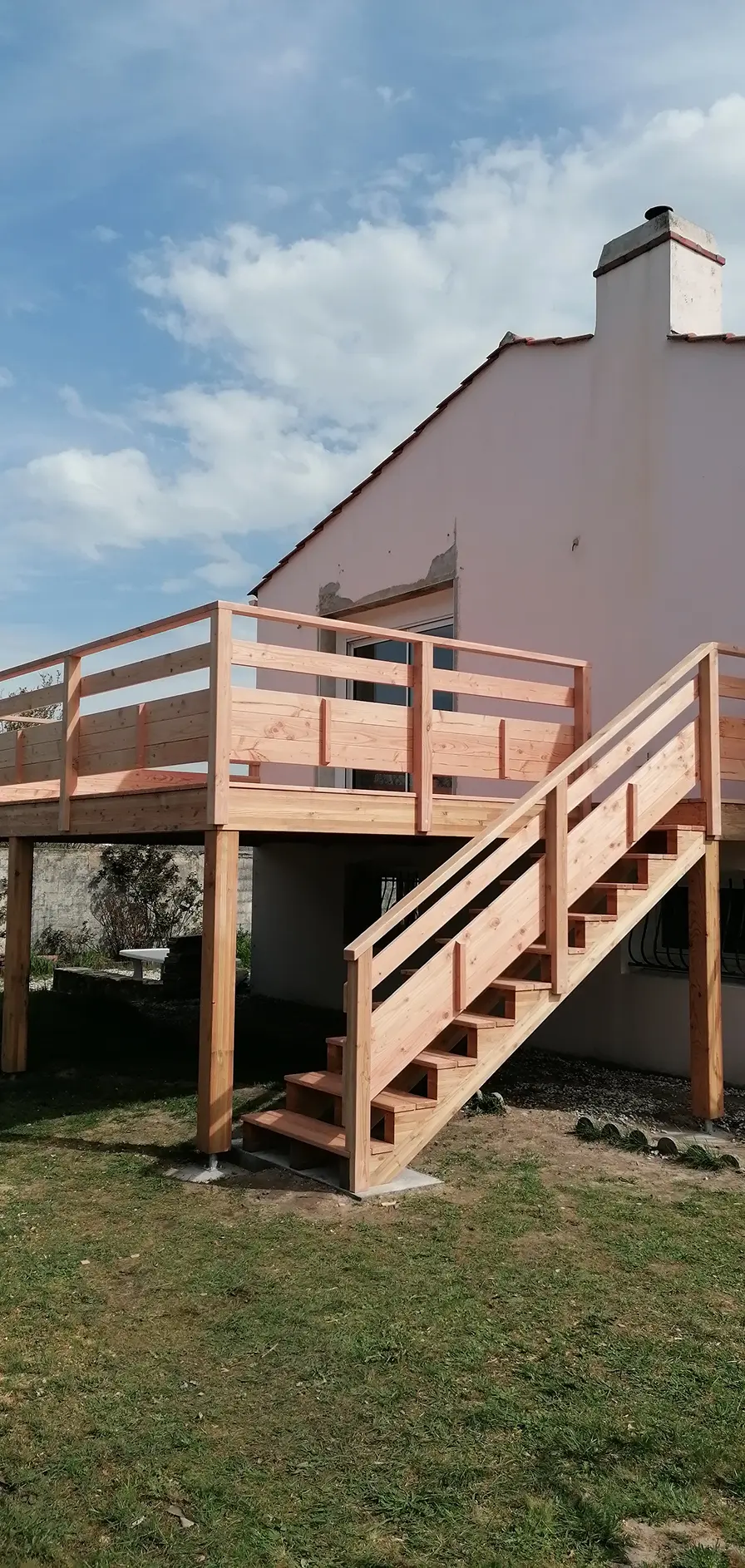 garde corps bois et escalier bois
