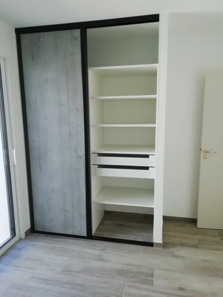 placard-sur-mesure-afc